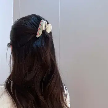 1 ADET 2021 Kore Tarzı Sevimli Parlak Kristal Kiraz Saç Pençe Kızlar Için Moda Tatlı Minimalizm Saç Klipleri Zarif Şapkalar Saç Ac 0
